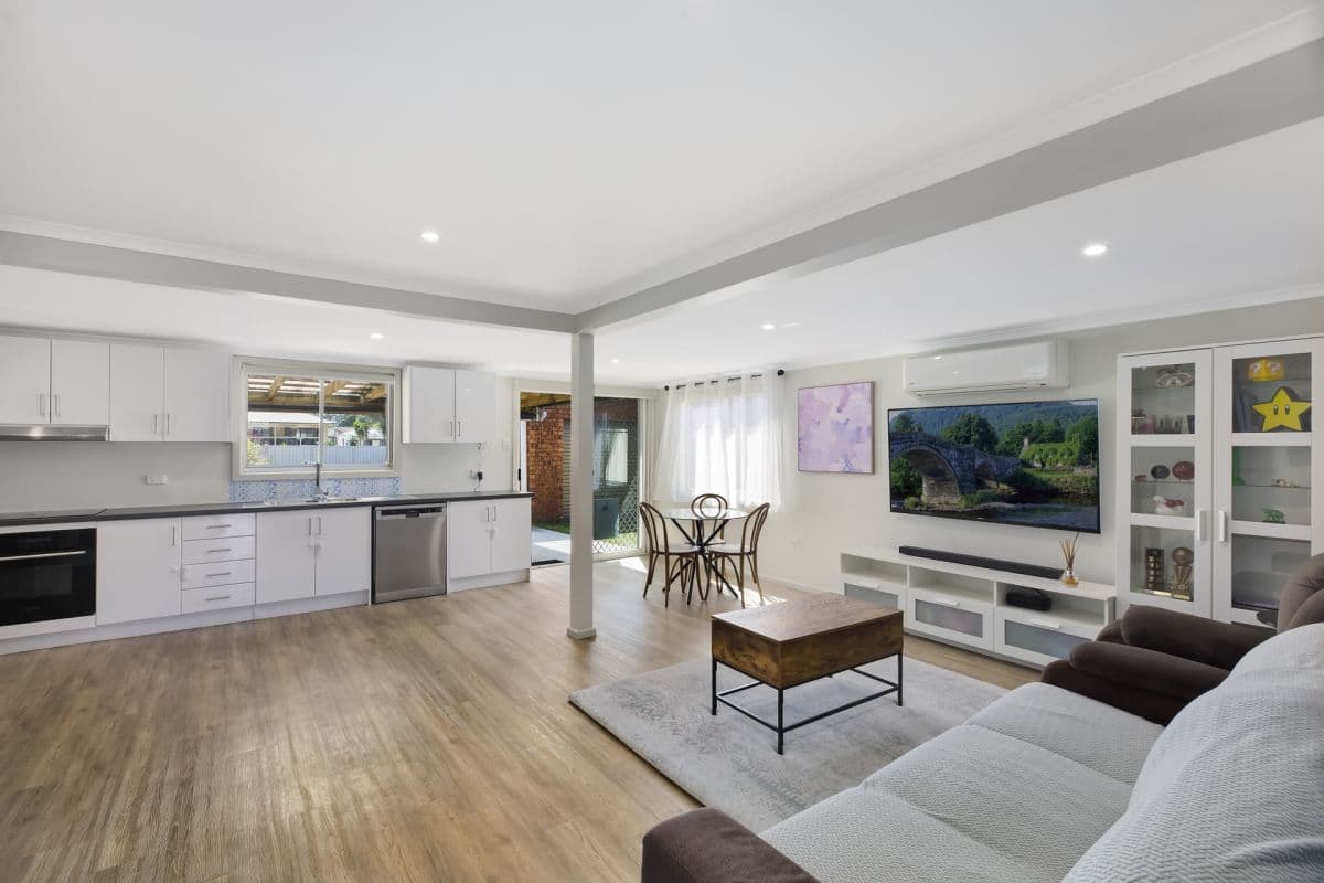 4/89 Marine Parade, HASTINGS, Davistown - Thumbnail 3