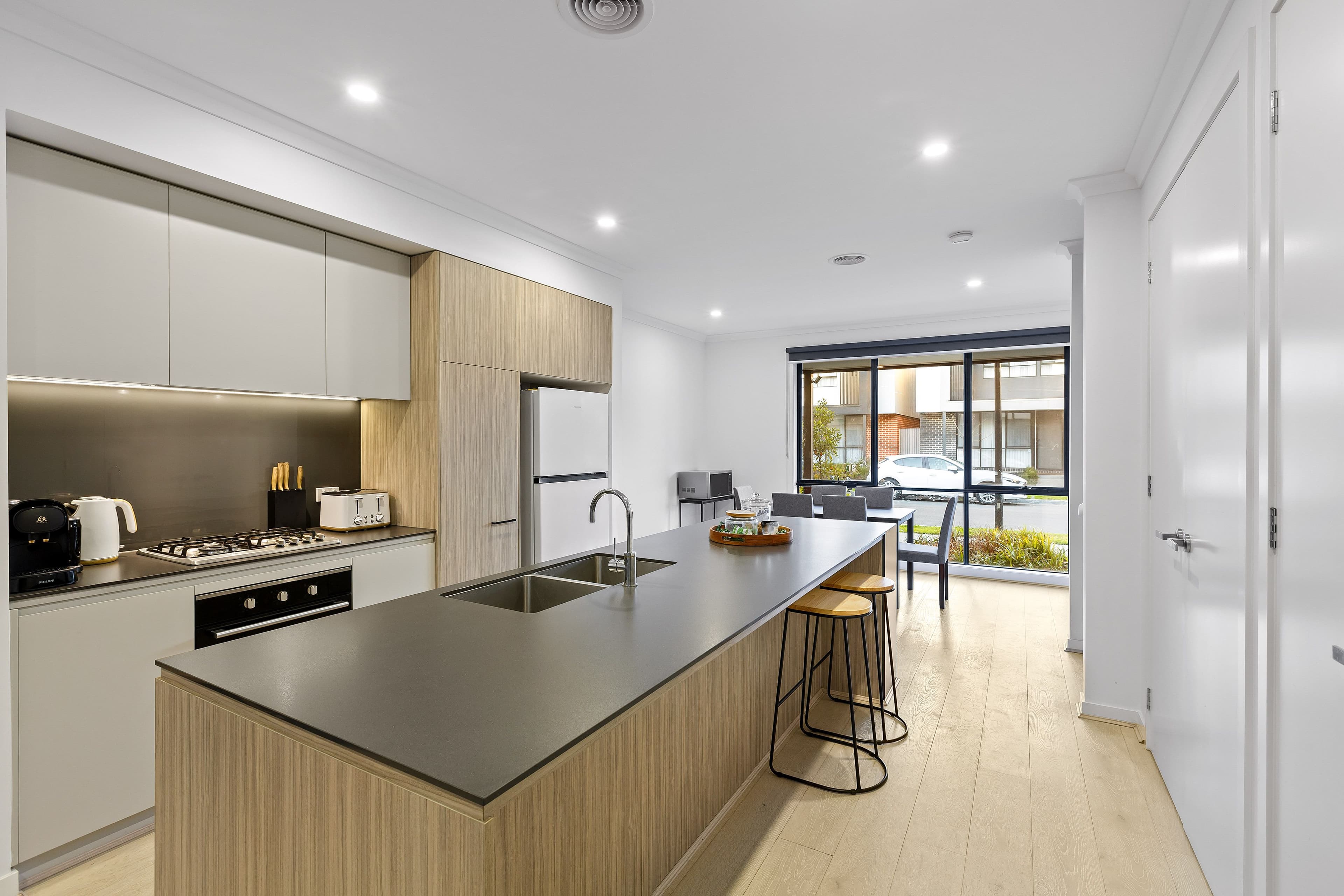 5 Dianella Street, Clayton South VIC 3169, Clayton South - Thumbnail 3