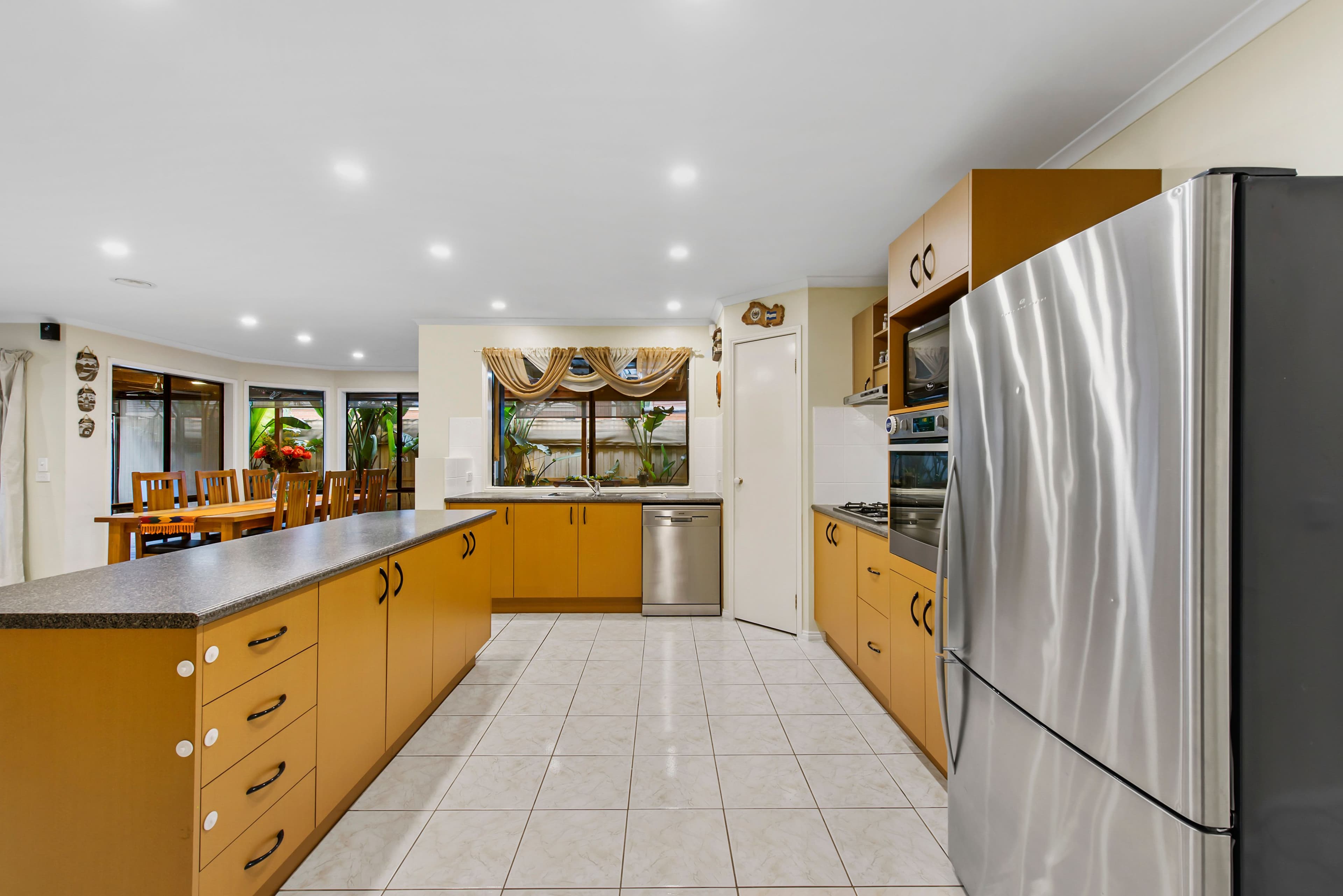 4 Oriana Way, Sydenham VIC 3037, Sydenham - Thumbnail 4