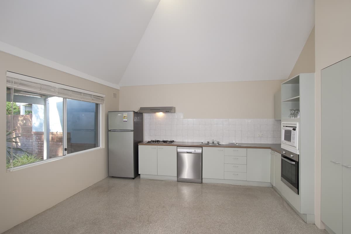 3 / 11 Holgate Road, Broadwater WA 6280, Broadwater - Thumbnail 5