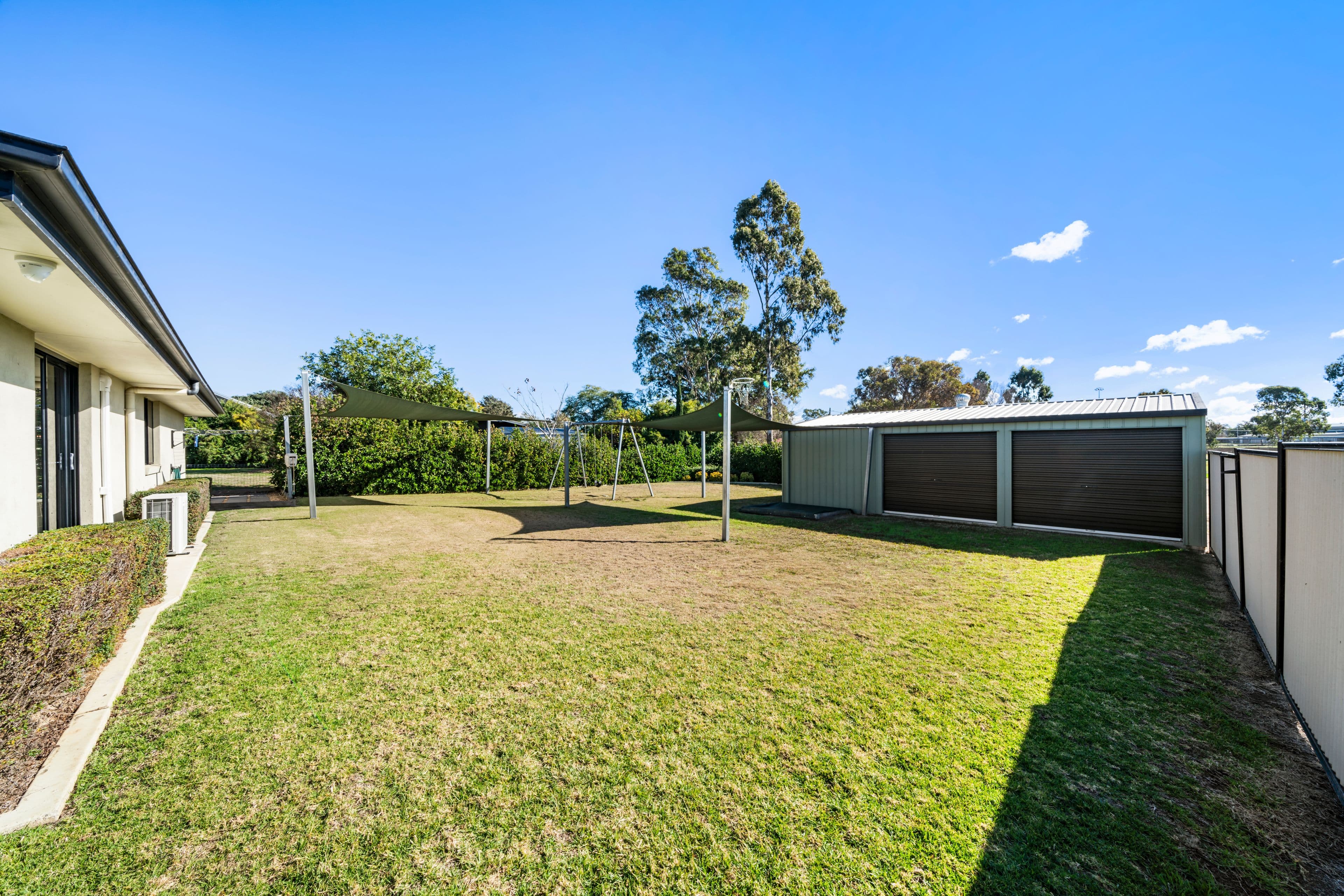 11 Yandilla Street, Pittsworth QLD 4356, Pittsworth - Thumbnail 2