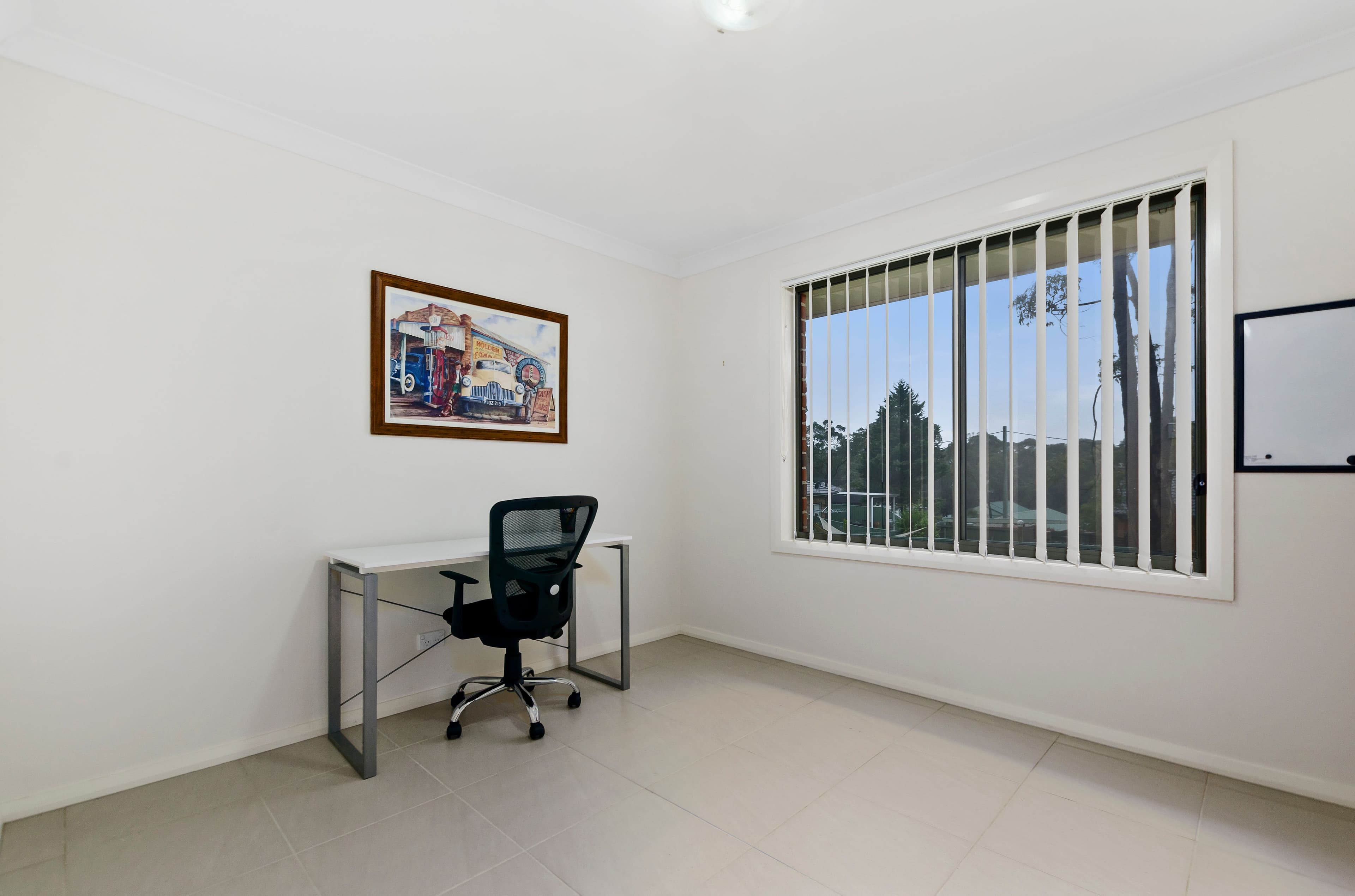 8 Pirrillie Street, Hill Top - Thumbnail 8