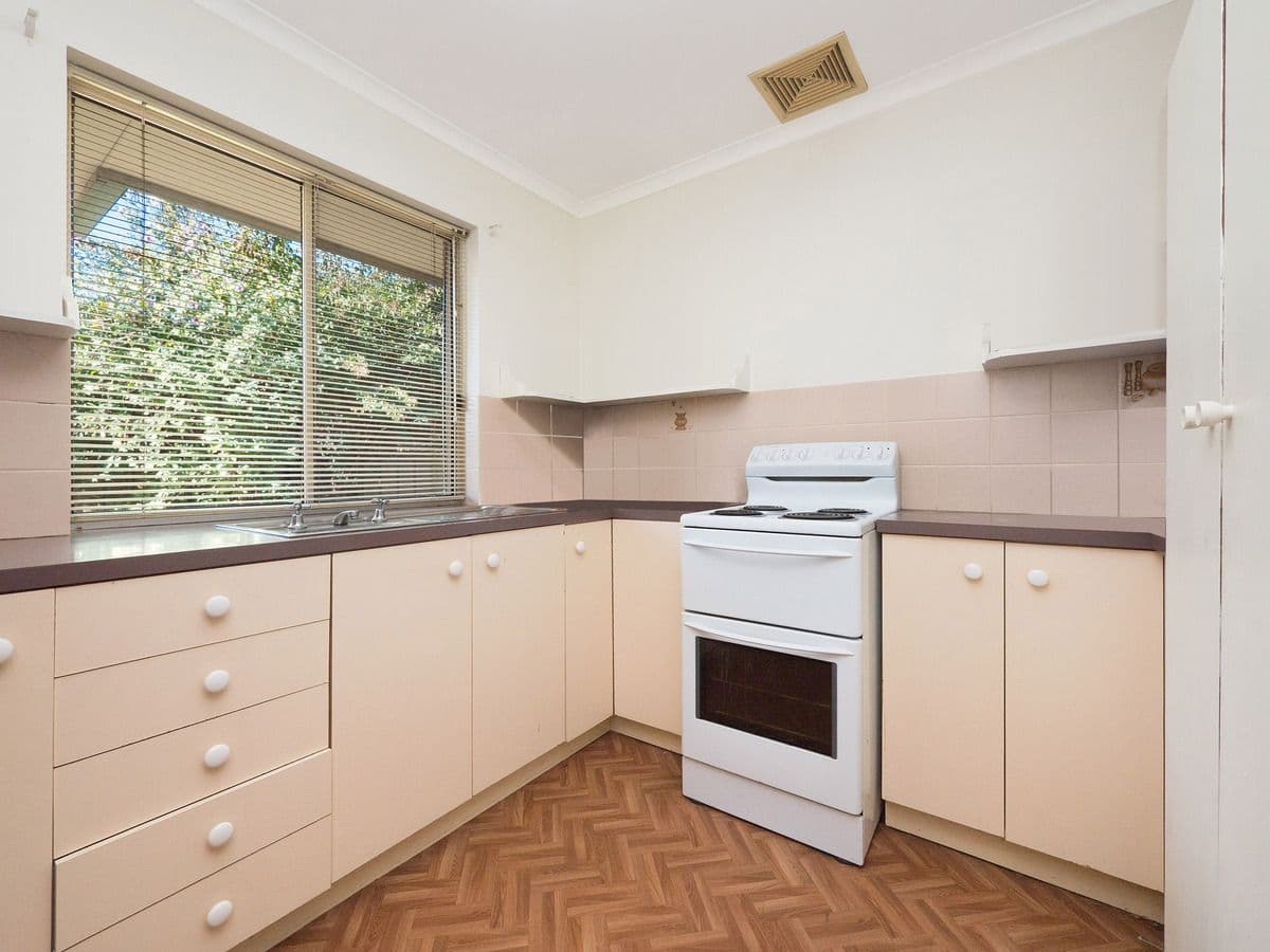 2 Dean Street, Gawler West SA 5118, Gawler West - Thumbnail 2