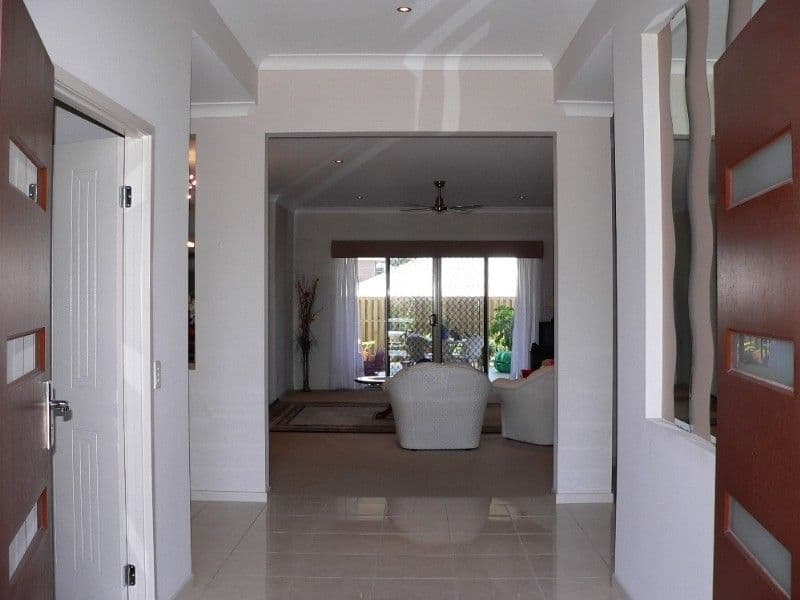 9 Garigal Court, UPPER COOMERA QLD 4209, Upper Coomera - Thumbnail 2
