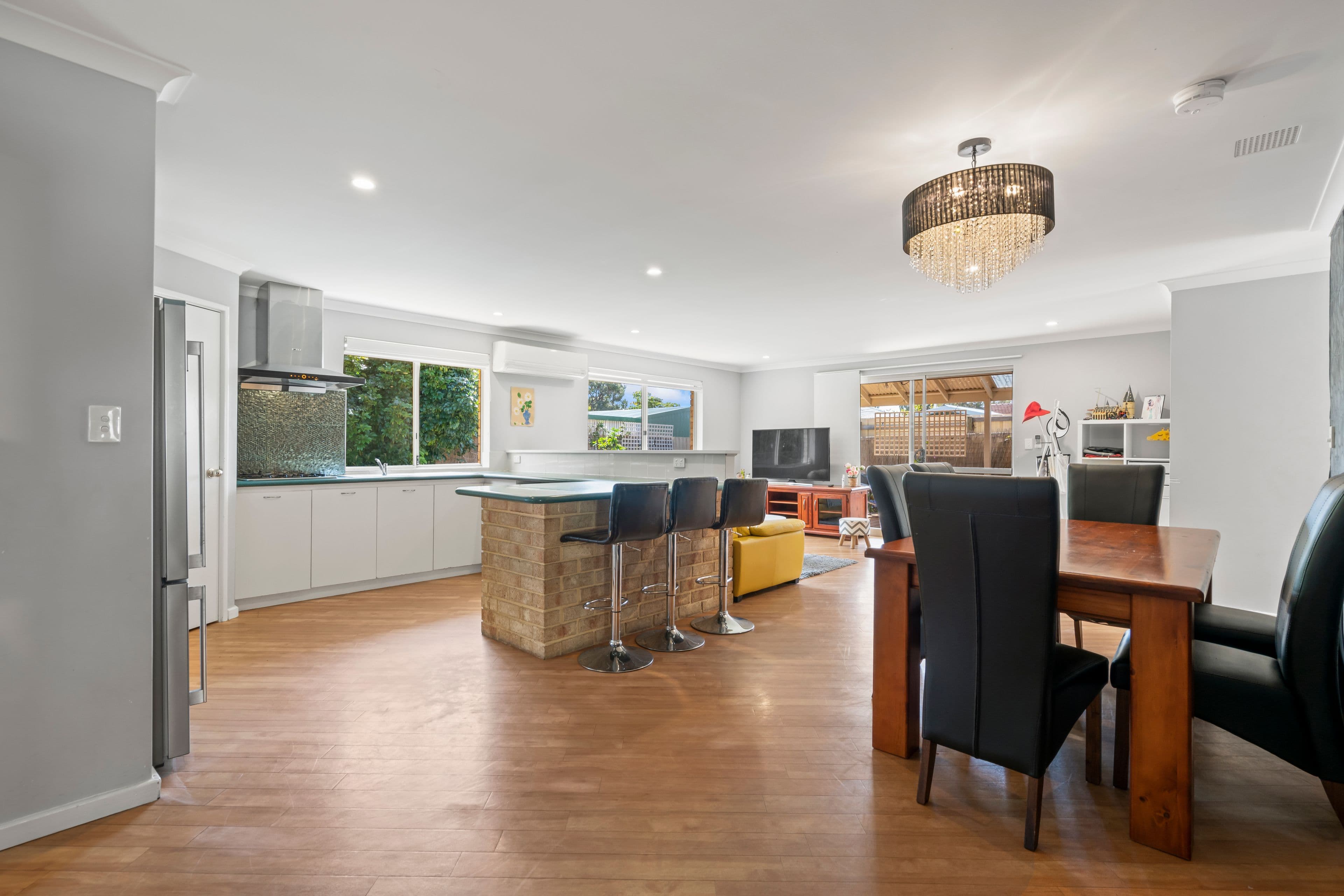 2 Prosser Way, Myaree WA 6154, Myaree - Thumbnail 4