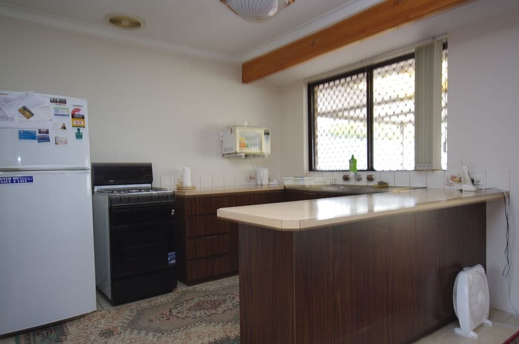 42 Coronata Way, MIRRABOOKA WA 6061, Mirrabooka - Thumbnail 2