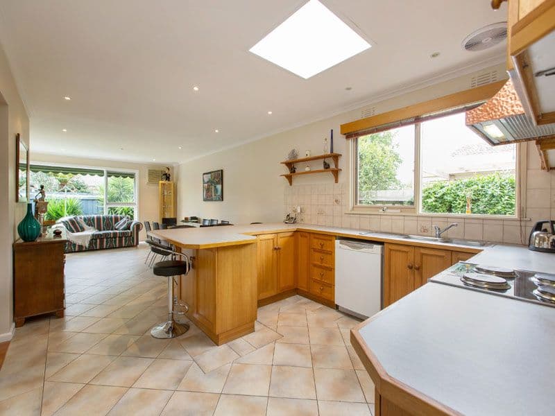 21 Forest Park Road, DINGLEY VILLAGE VIC 3172, Dingley Village - Thumbnail 4