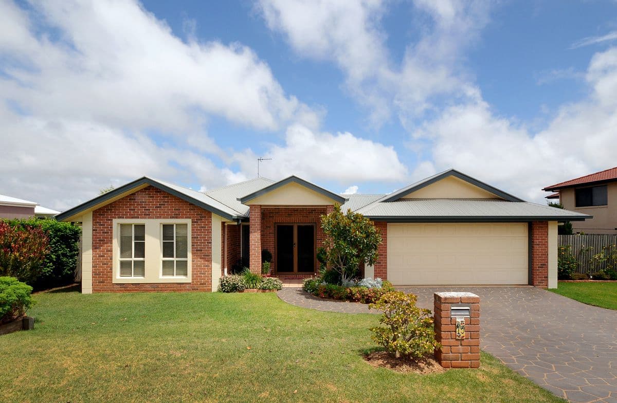 15 Banksdale Drive, MIDDLE RIDGE QLD 4350, Middle Ridge - Image 1