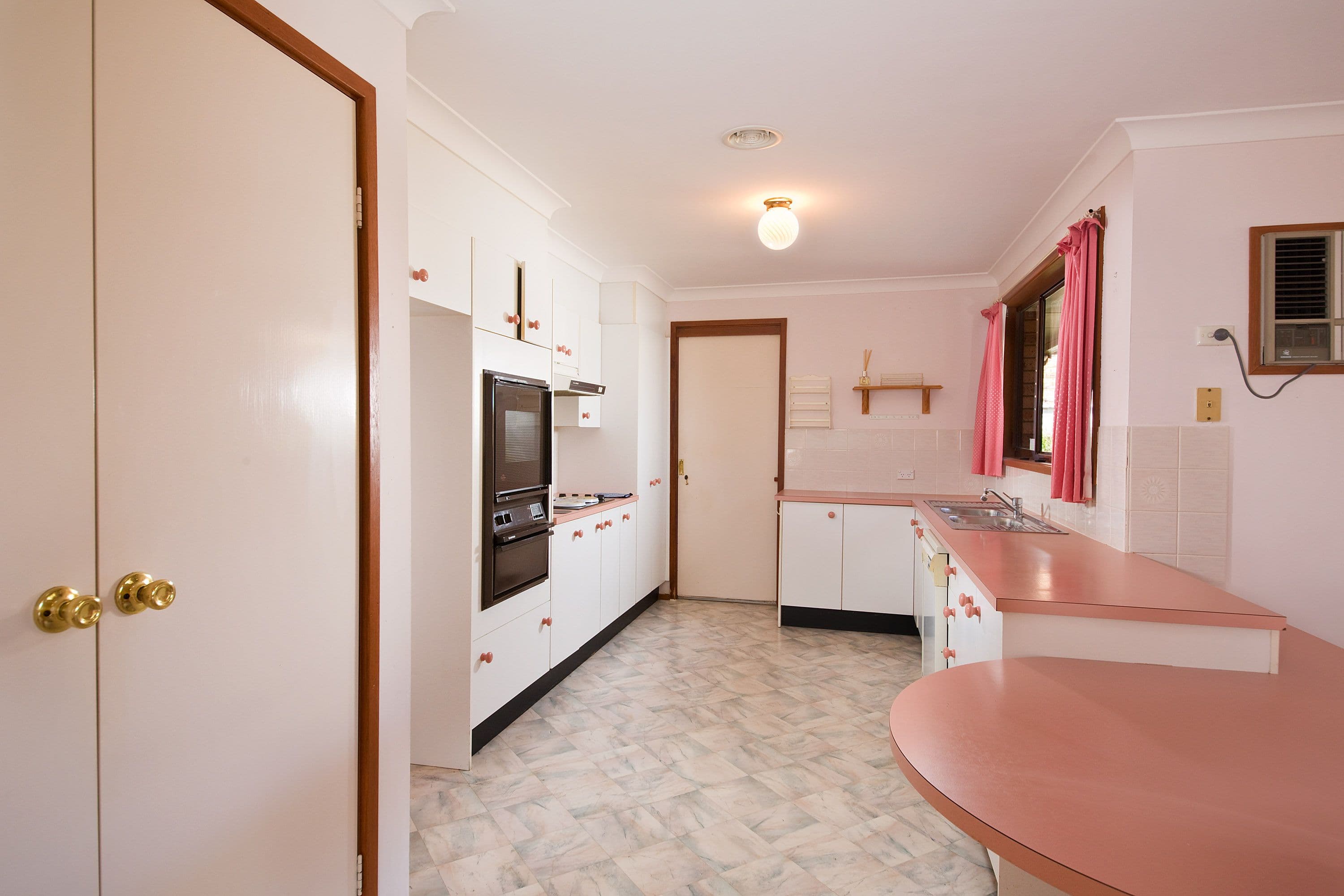 75 Evans Lookout Road, Blackheath - Thumbnail 3