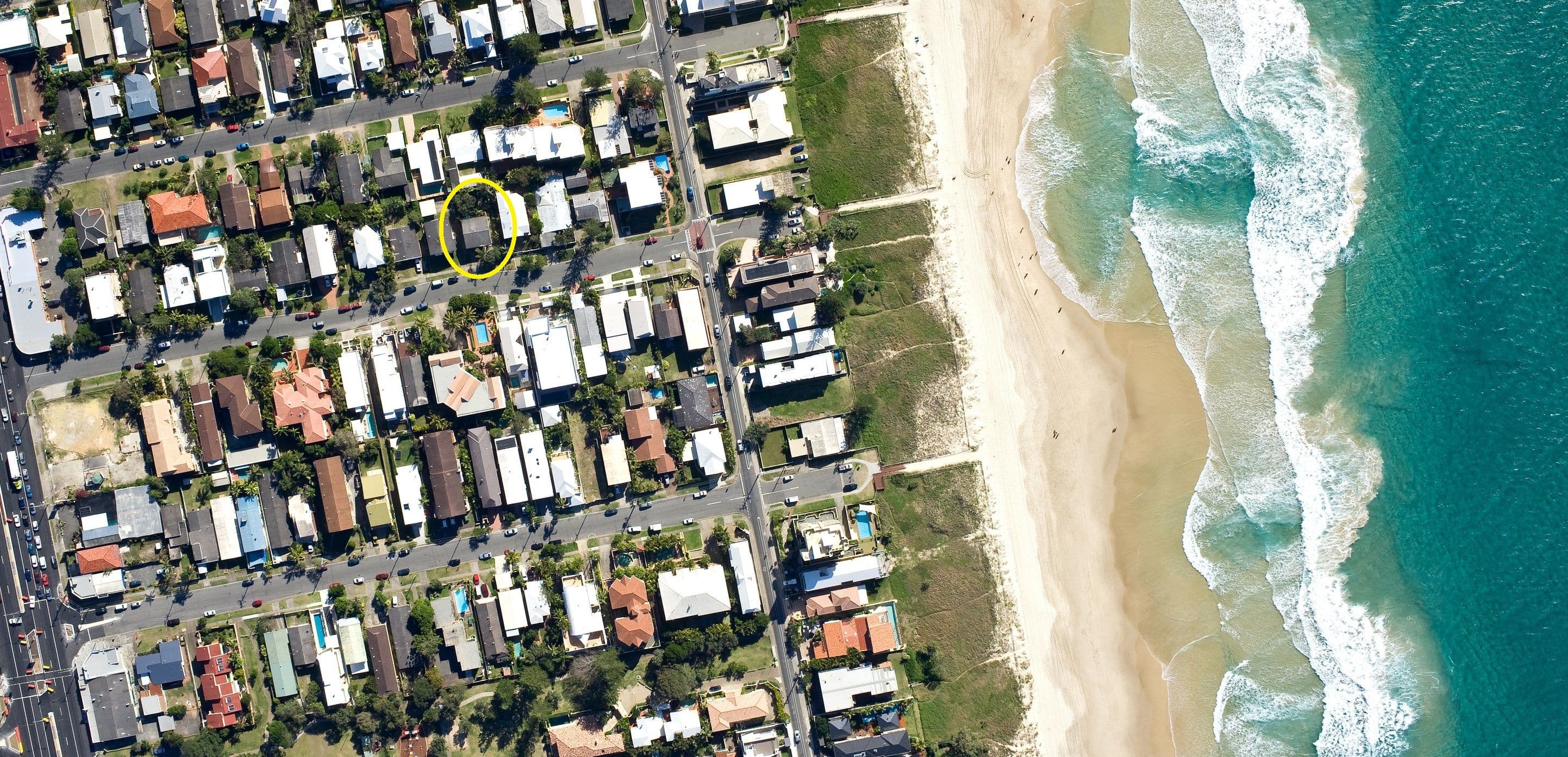 13 Ocean Street, Mermaid Beach QLD 4218, Mermaid Beach - Thumbnail 2