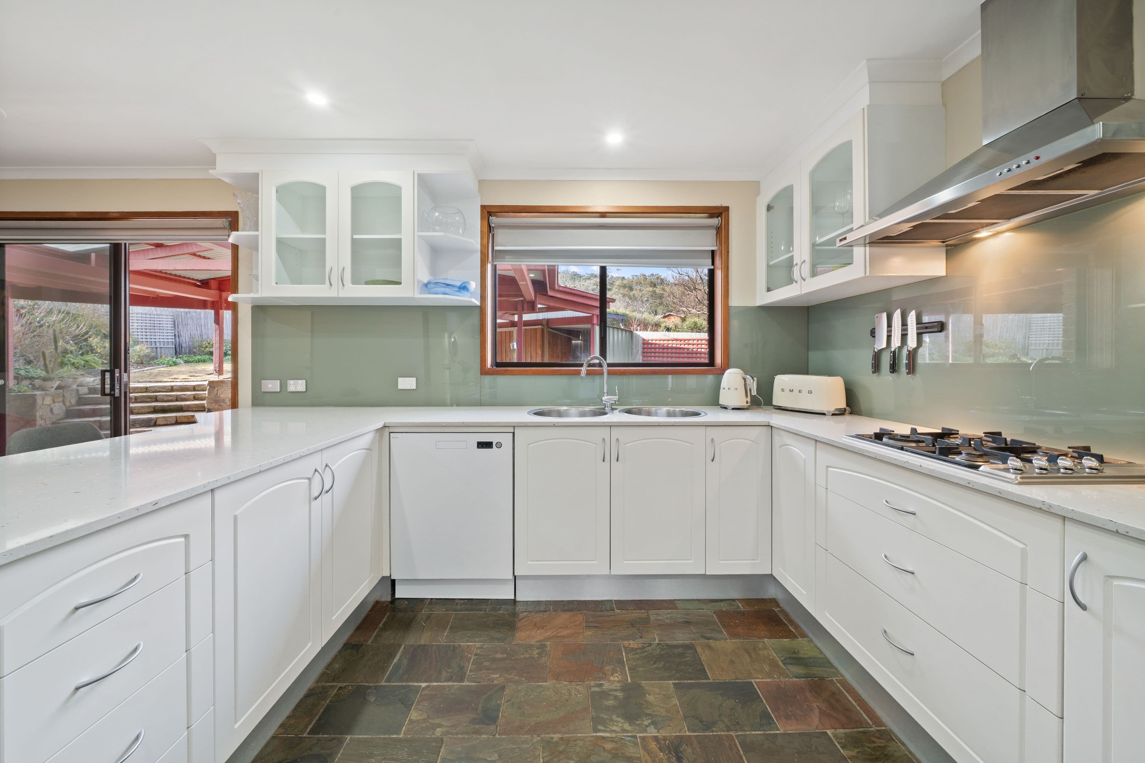 16 Mullan Street, Fadden ACT 2904, Fadden - Thumbnail 7