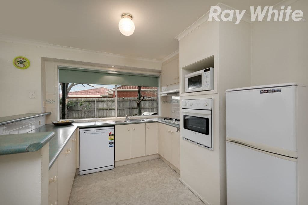 14 Fotini Gardens, Bundoora VIC 3083, Bundoora - Thumbnail 2