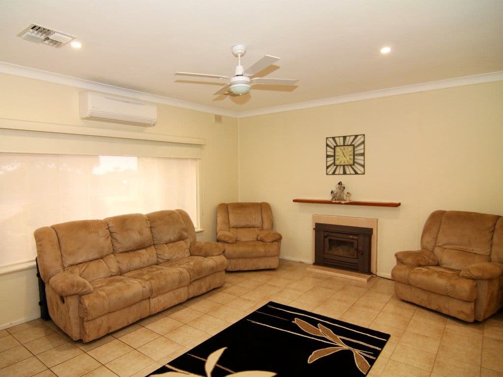 256 Alamein Avenue, Loxton North SA 5333, Loxton North - Thumbnail 2