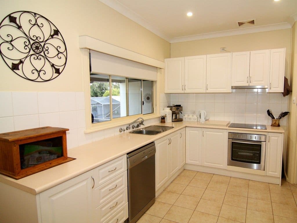 256 Alamein Avenue, Loxton North SA 5333, Loxton North - Thumbnail 3