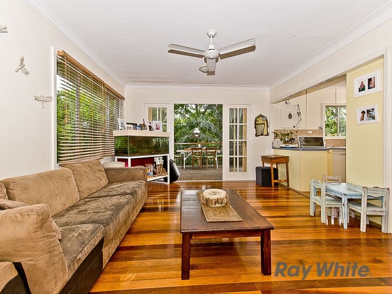 39 Alcester Street, GRANGE QLD 4051, Grange - Thumbnail 4