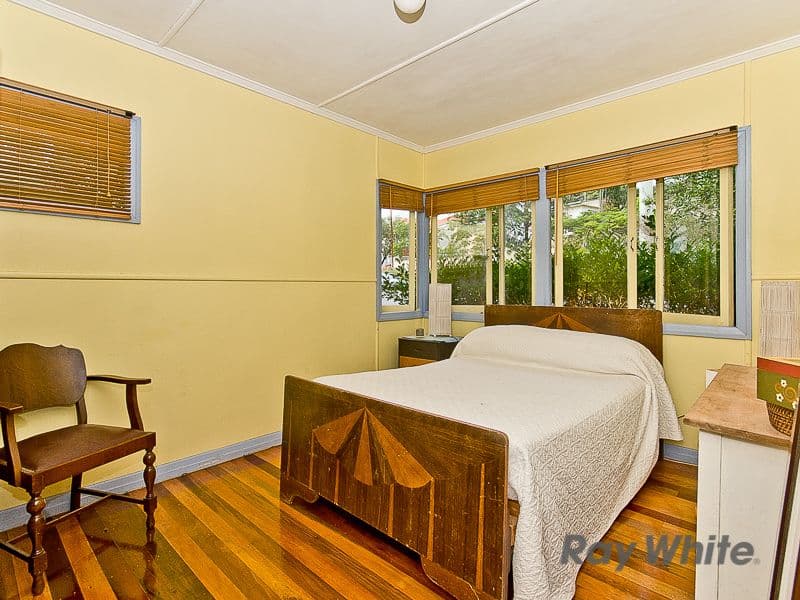 39 Alcester Street, GRANGE QLD 4051, Grange - Thumbnail 8