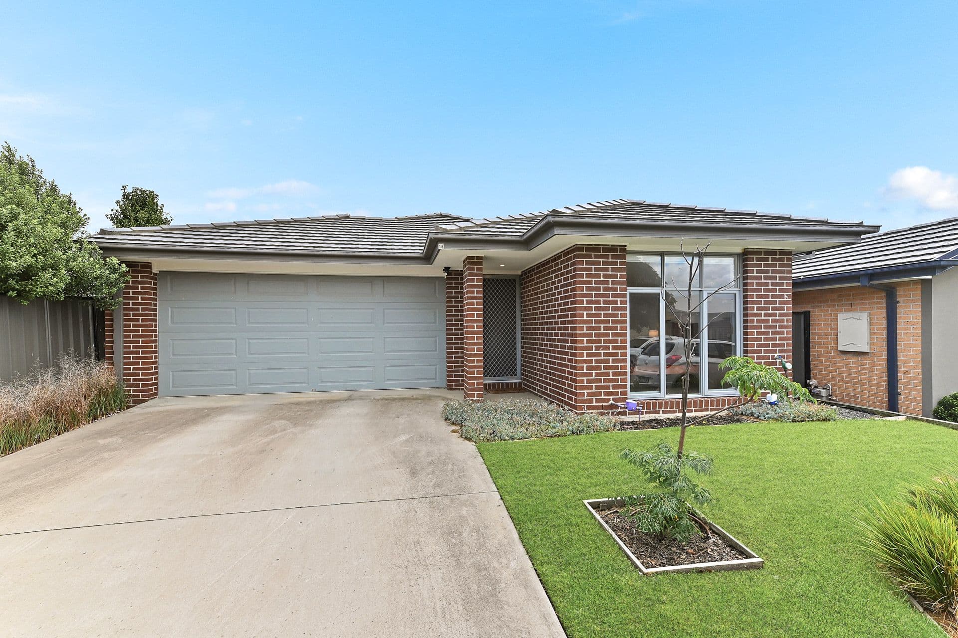 18 Naso Place, Clyde North VIC 3978, Clyde North - Thumbnail 2