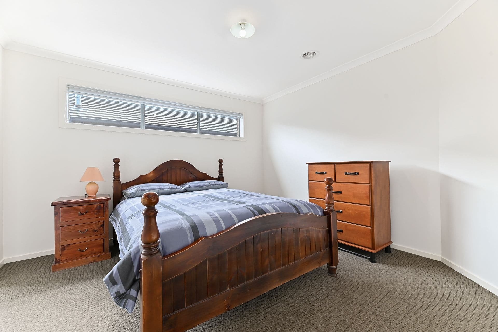 18 Naso Place, Clyde North VIC 3978, Clyde North - Thumbnail 7