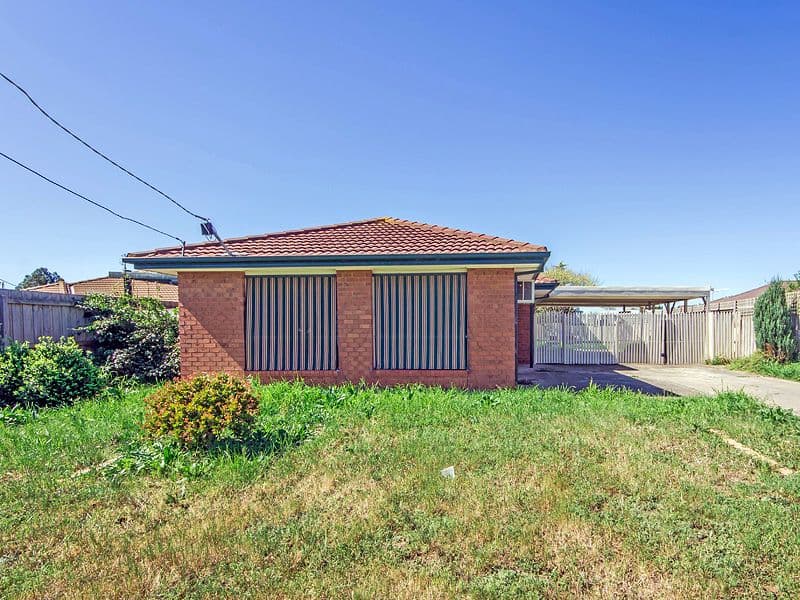 10 Bellbird Court, Werribee VIC 3030, Werribee - Thumbnail 2