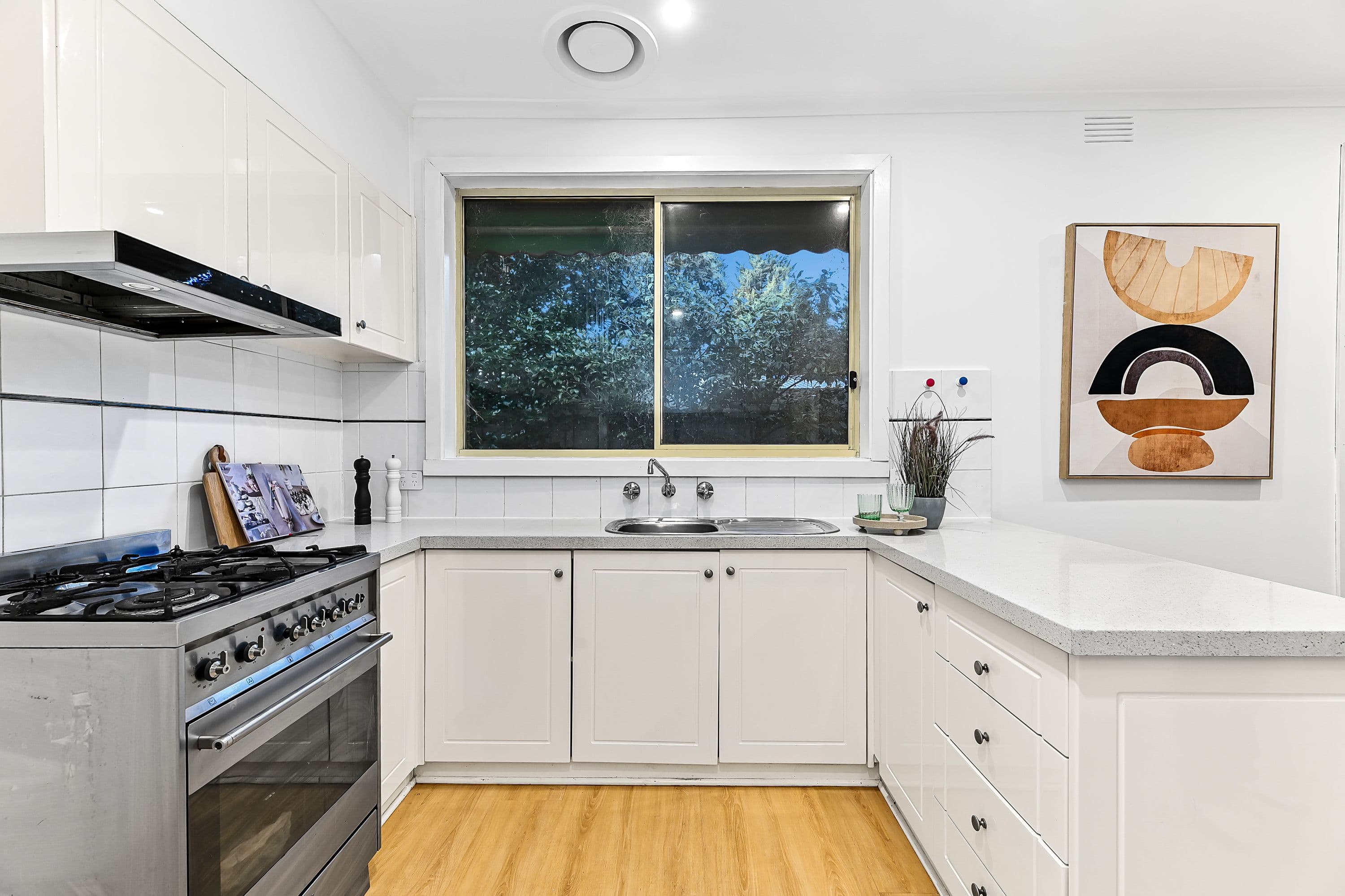 34 Strada Crescent, Wheelers Hill VIC 3150, Wheelers Hill - Thumbnail 6