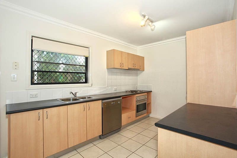  53 Hunter Street, GREENSLOPES QLD 4120, Greenslopes - Thumbnail 4