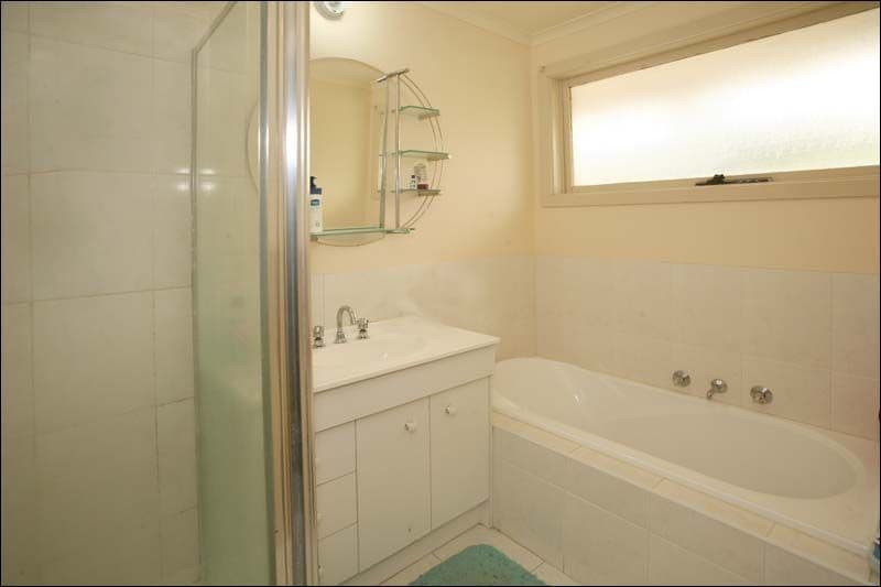 1 Patterson Court, ENDEAVOUR HILLS VIC 3802, Endeavour Hills - Thumbnail 4
