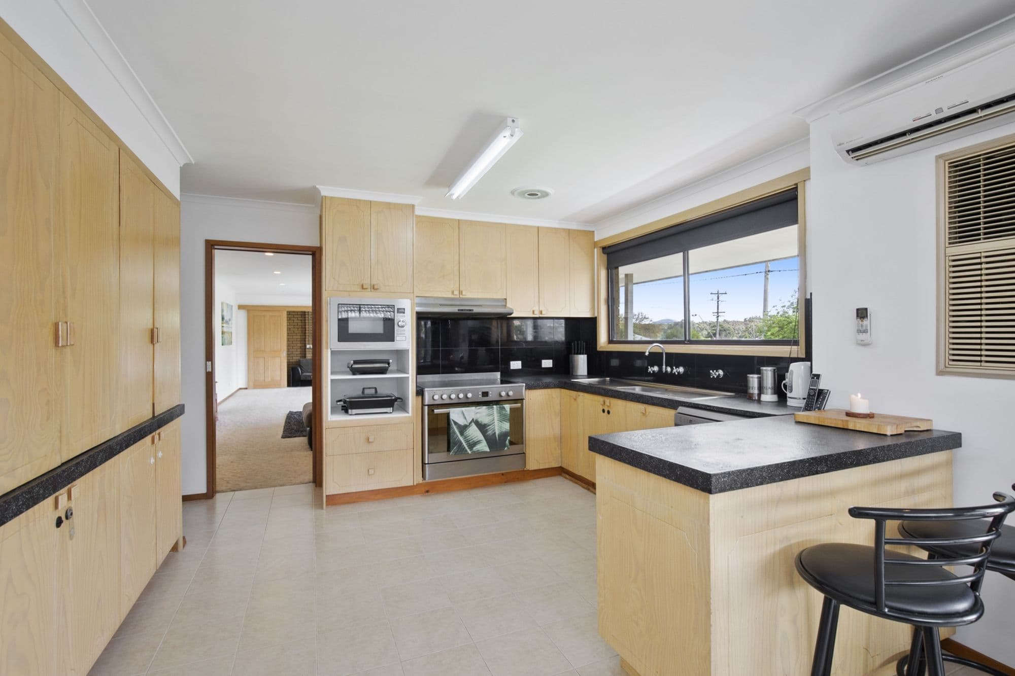 115 Neill Street, Beaufort VIC 3373, Beaufort - Thumbnail 2