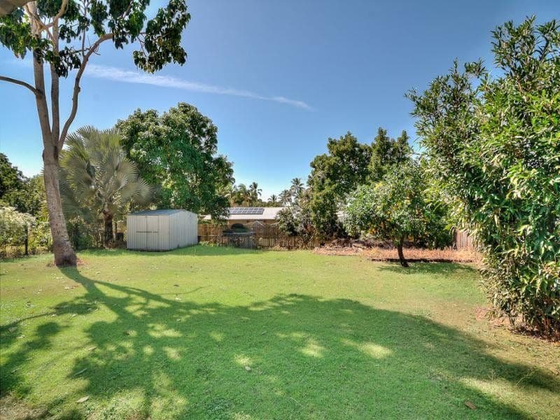 11 Albatross Close, COOYA BEACH QLD 4873, Cooya Beach - Thumbnail 4