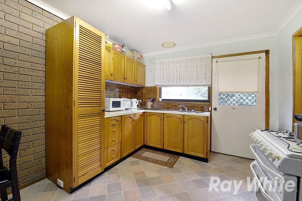 82 Brice Avenue, Mooroolbark VIC 3138, Mooroolbark - Thumbnail 3