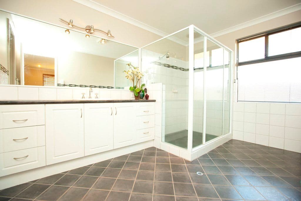 11 Awanui Street, WANDINA WA 6530, Wandina - Thumbnail 4