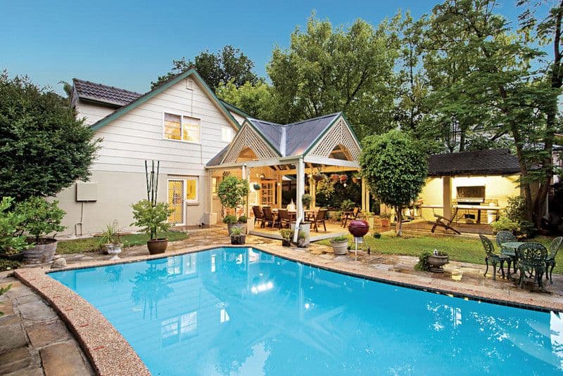 4  Kathleen Avenue, CASTLE HILL NSW 2154, Castle Hill - Thumbnail 2