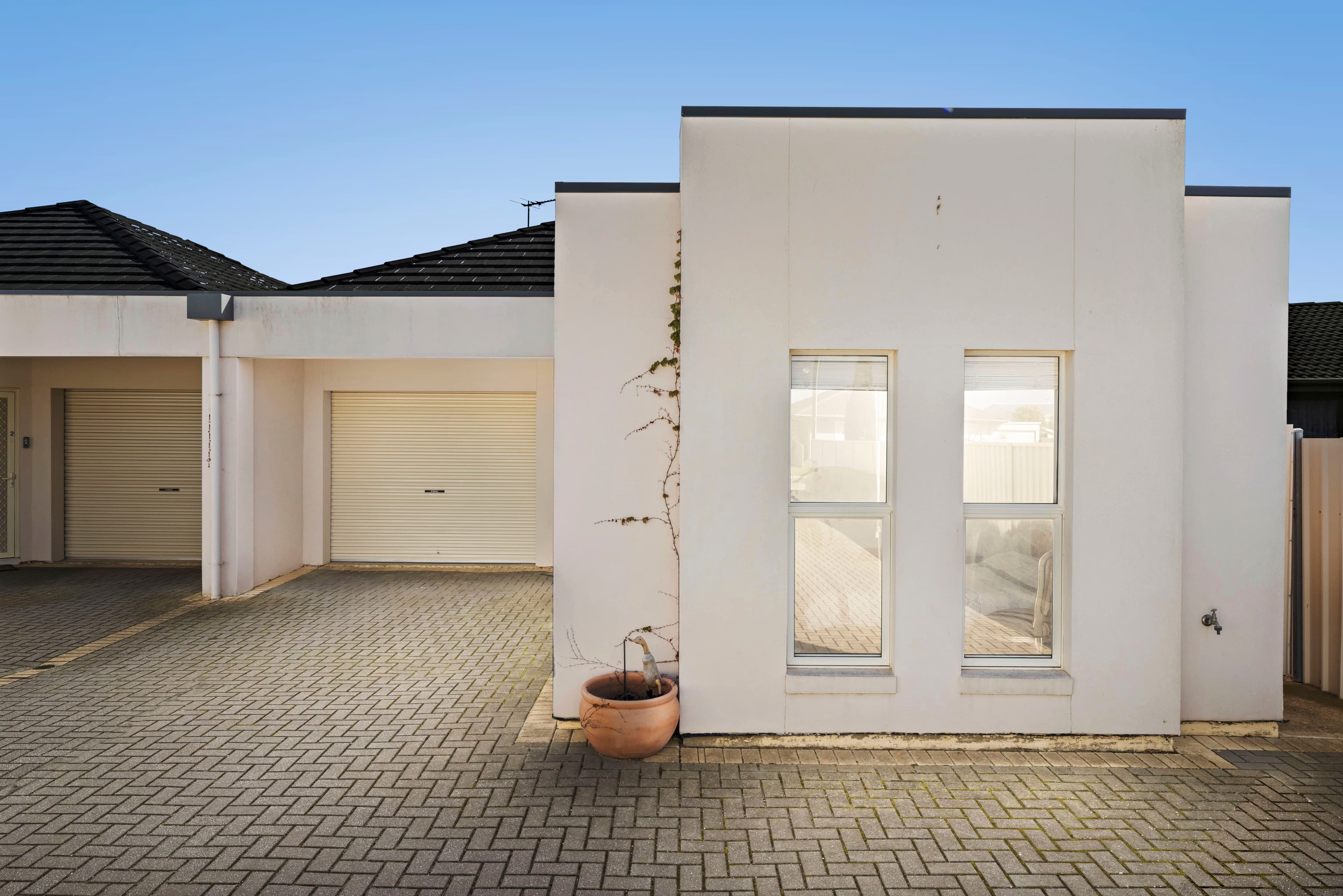 16 Russ Avenue, Seaton SA 5023, Seaton - Image 1