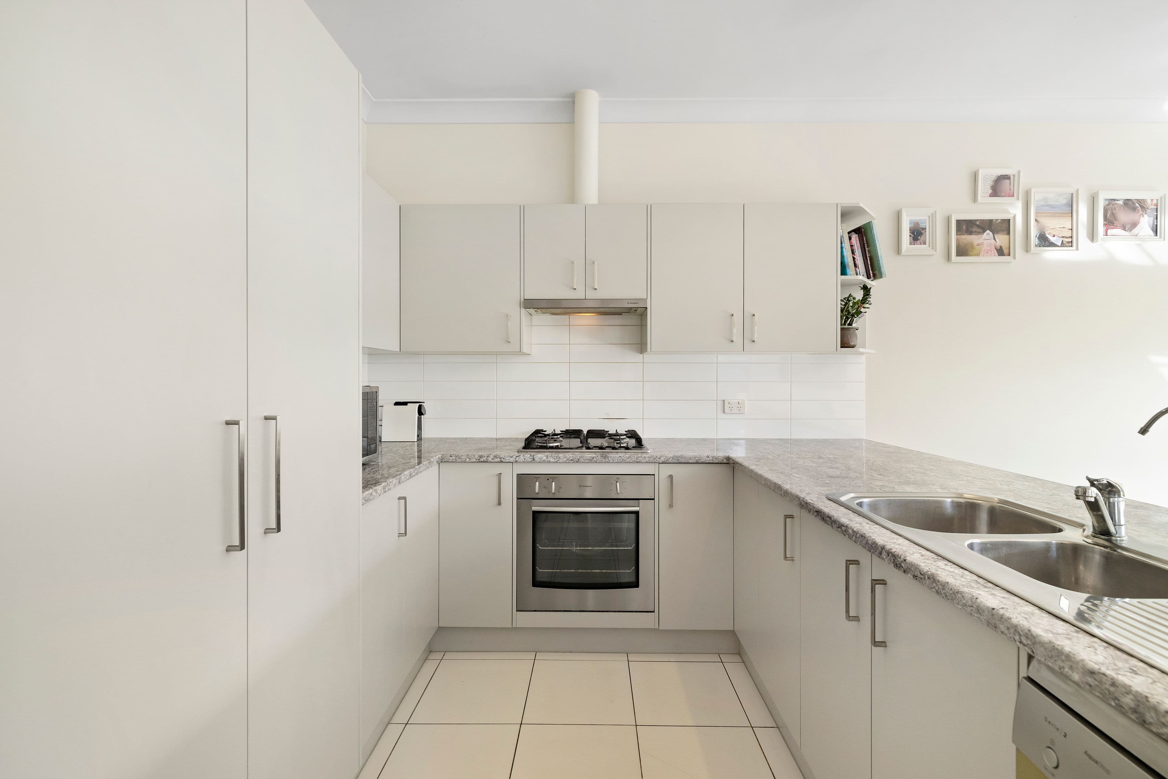 16 Russ Avenue, Seaton SA 5023, Seaton - Thumbnail 7