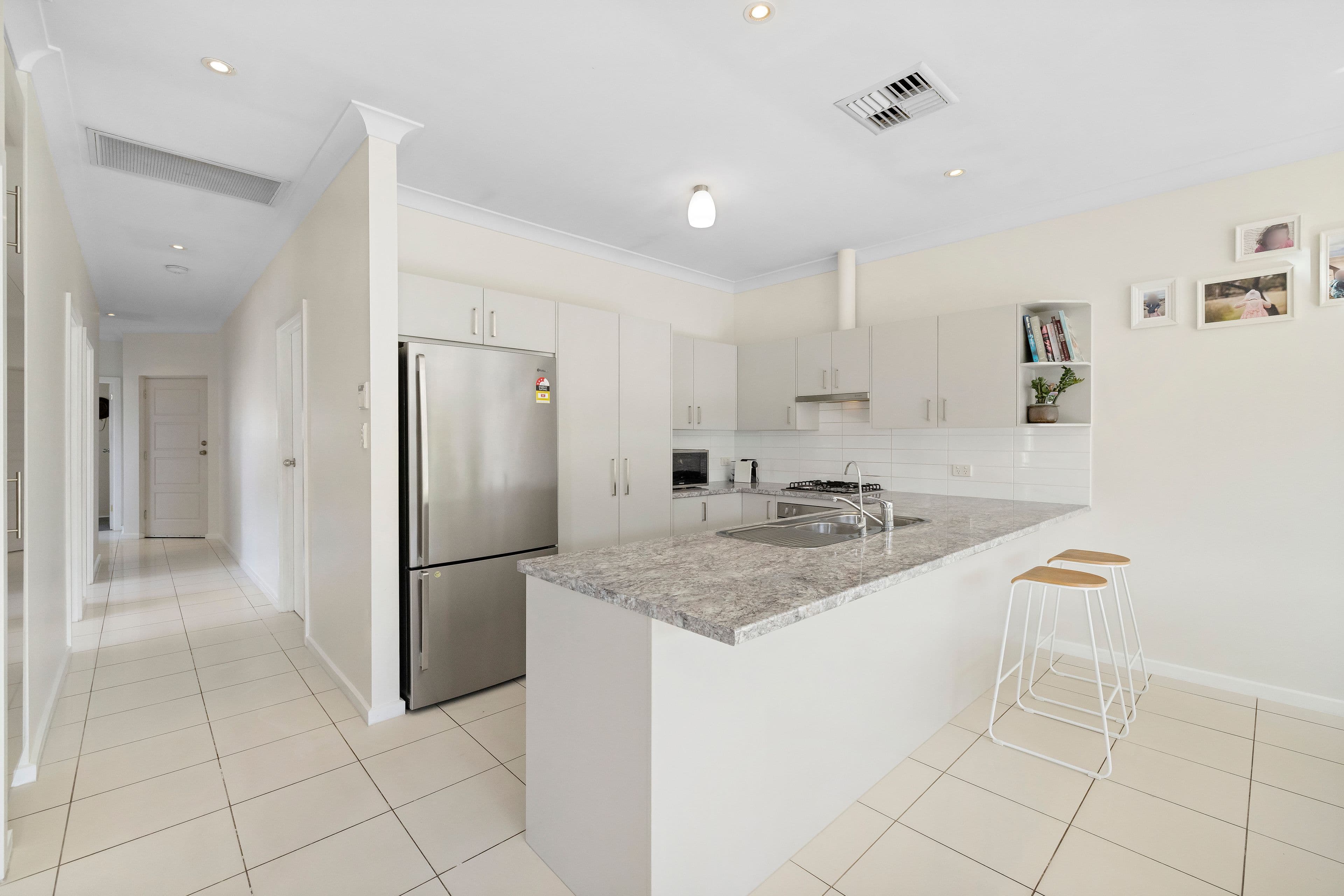 16 Russ Avenue, Seaton SA 5023, Seaton - Thumbnail 8