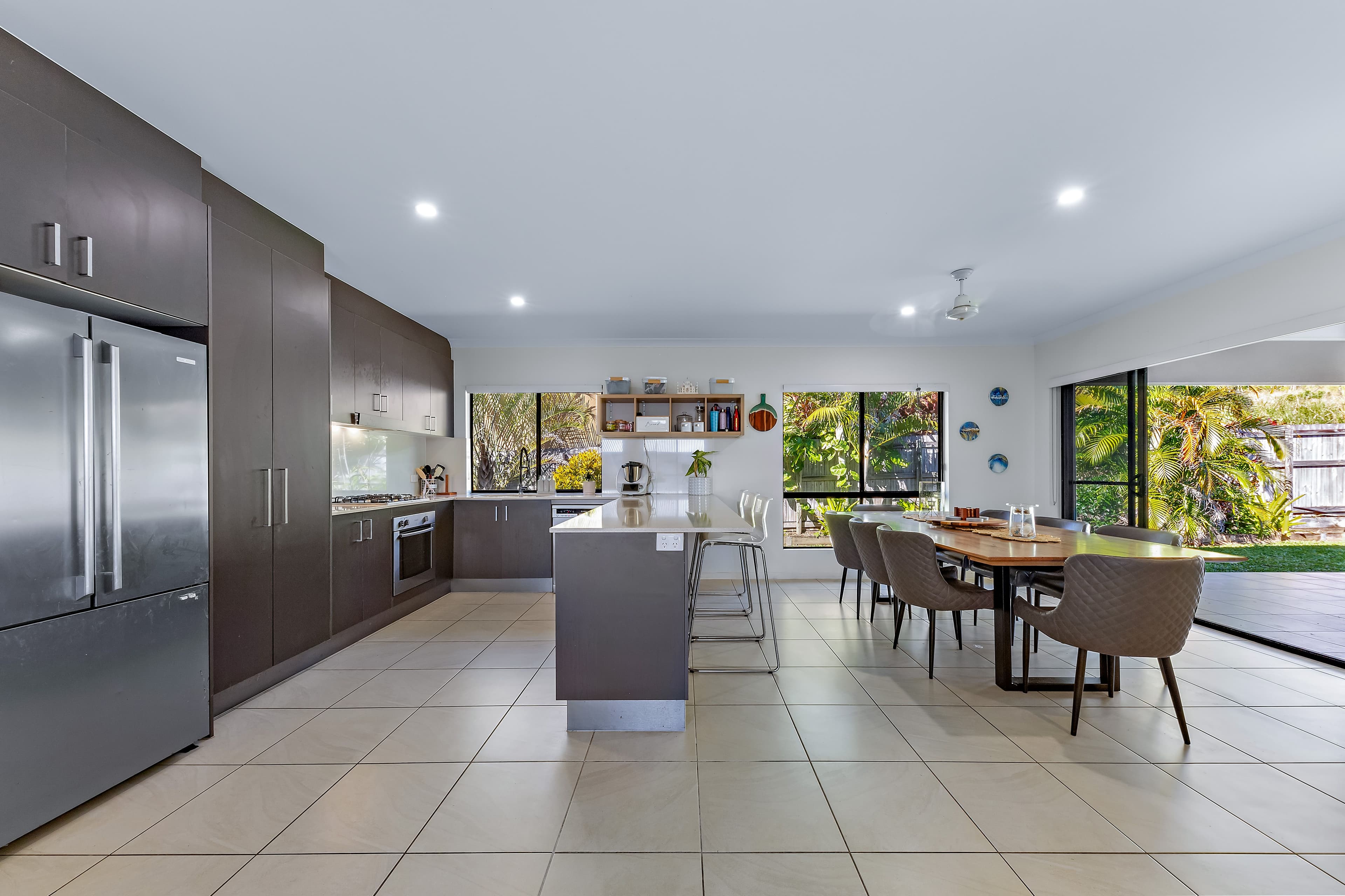 38 Twin Creek Court, Cannonvale QLD 4802, Cannonvale - Thumbnail 2