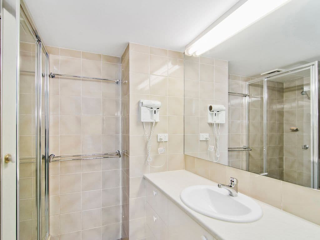 387 Golden Four Drive, Tugun QLD 4224, Tugun - Thumbnail 7