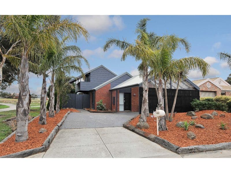 11 Merrigan Court, ROXBURGH PARK VIC 3064, Roxburgh Park - Image 1