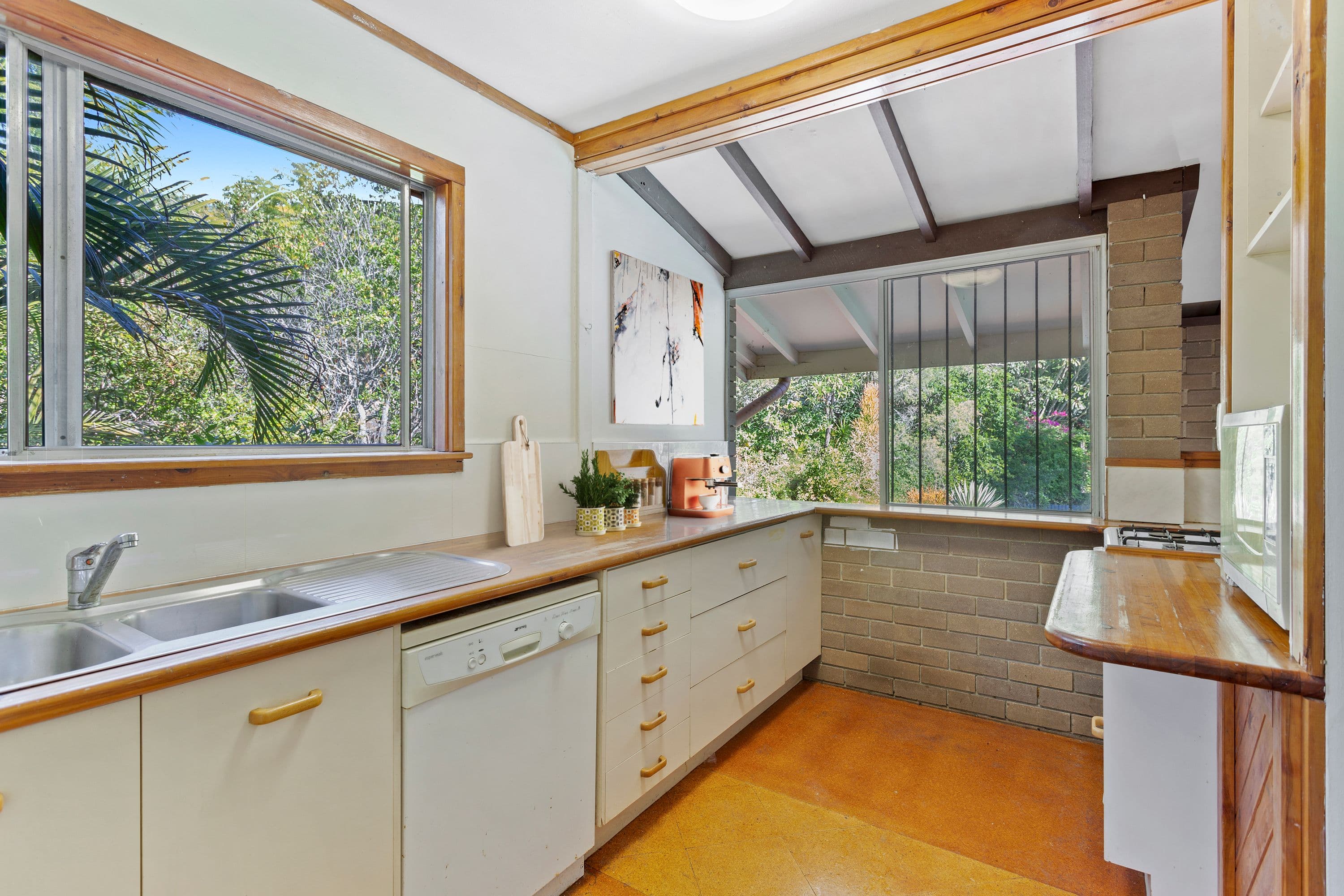4 Umbana Court, Ferny Hills QLD 4055, Ferny Hills - Thumbnail 3