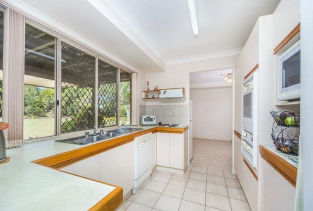 33 Winchester Avenue, Burpengary East QLD 4505, Burpengary East - Thumbnail 4