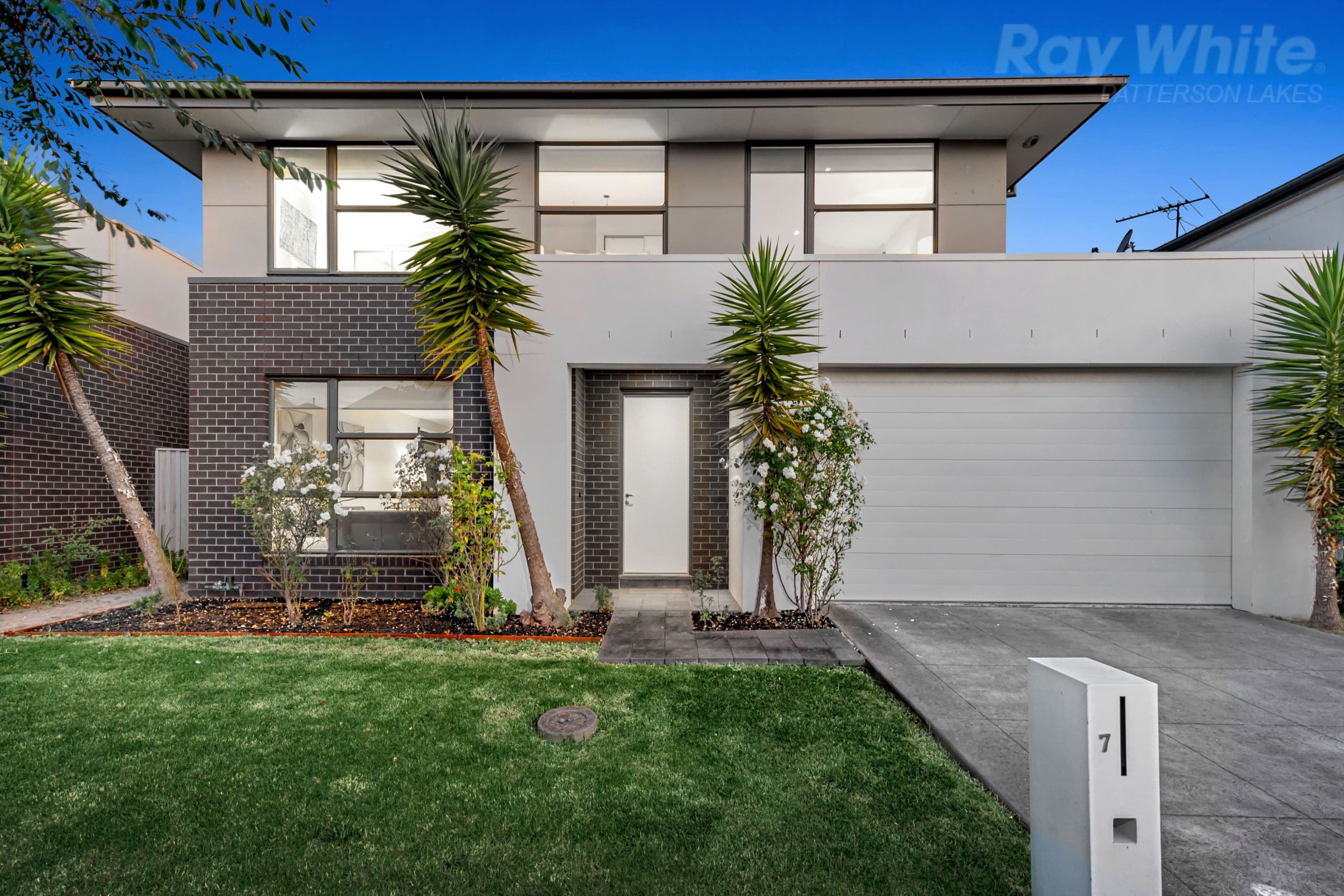 7 Beluga Street, Waterways VIC 3195, Waterways - Image 1