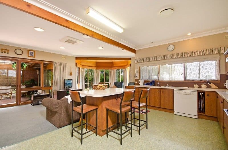 23 McKenzies Road, BUSHFIELD VIC 3281, Bushfield - Thumbnail 5
