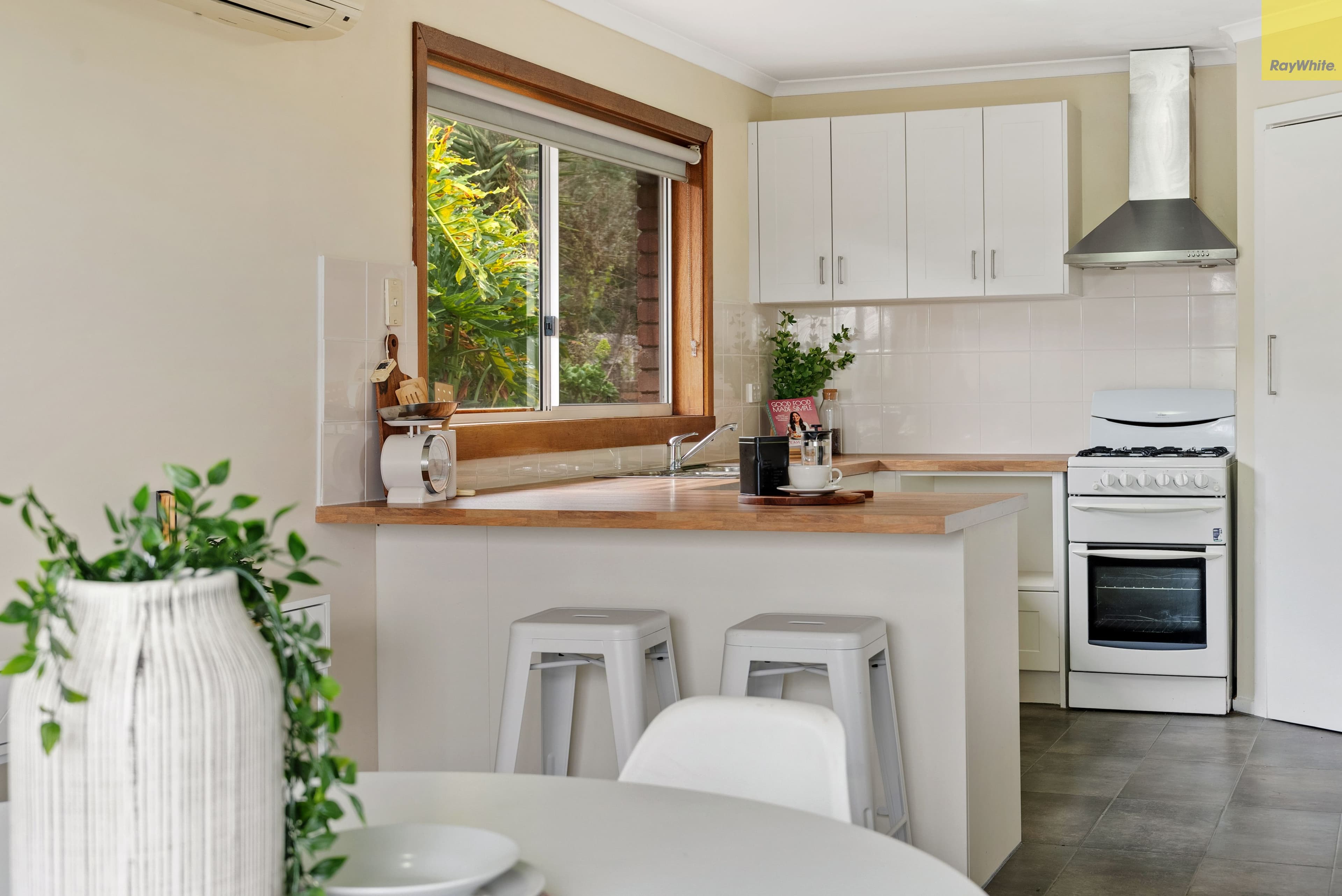 52 Holts Lane, Darley VIC 3340, Darley - Thumbnail 5