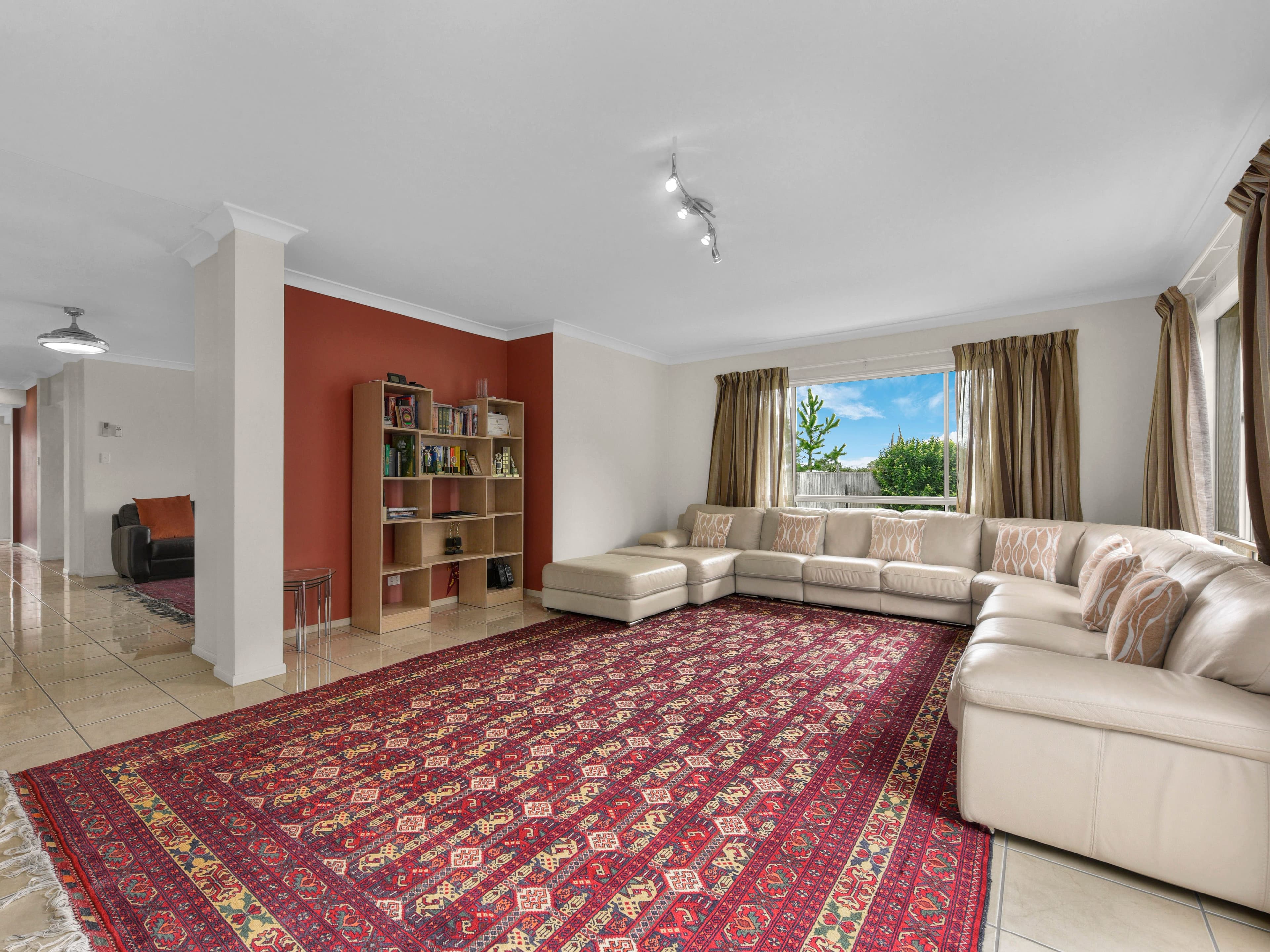11 Nikita Close, Carseldine QLD 4034, Carseldine - Thumbnail 2