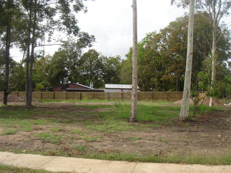 51 Orchid Avenue, URANGAN QLD 4655, Urangan - Thumbnail 3