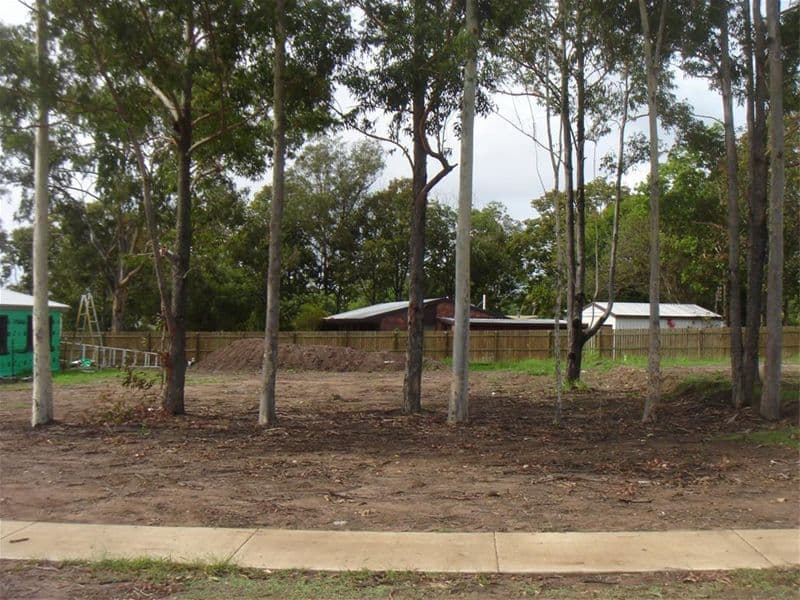 51 Orchid Avenue, URANGAN QLD 4655, Urangan - Thumbnail 6