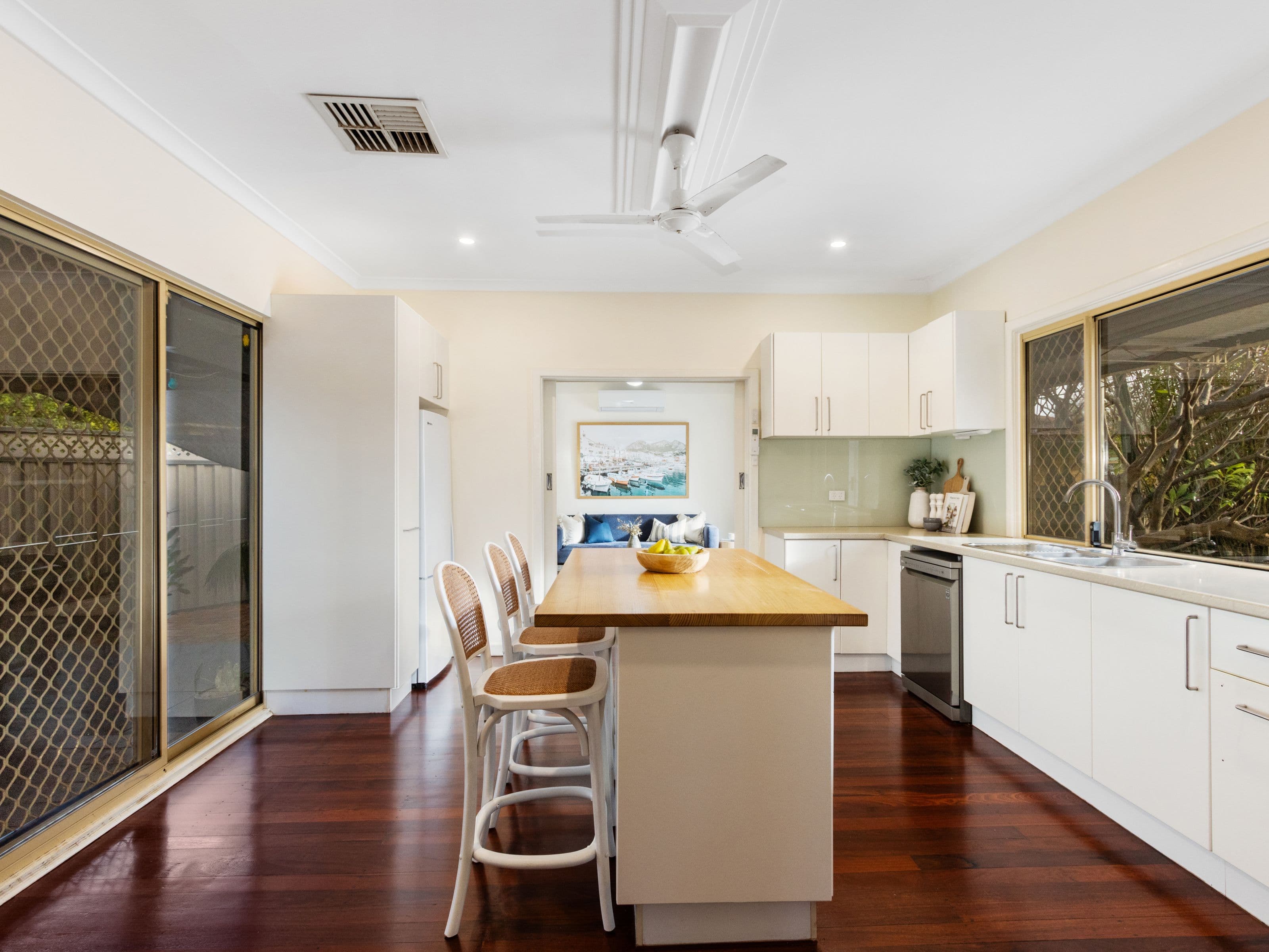 46 Frederick Road, Hamilton Hill WA 6163, Hamilton Hill - Thumbnail 3