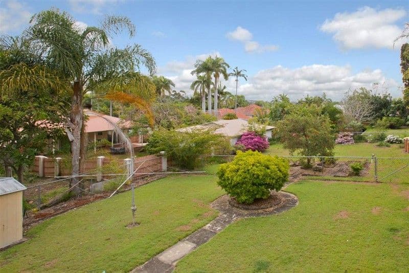 358 Nursery Road, HOLLAND PARK QLD 4121, Holland Park - Thumbnail 8
