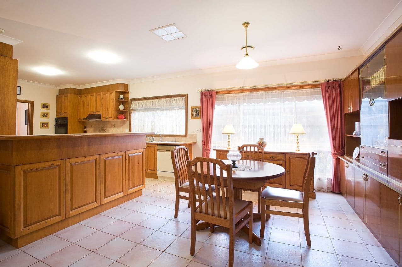 371 Centenary Avenue, MELTON WEST VIC 3337, Melton West - Thumbnail 3
