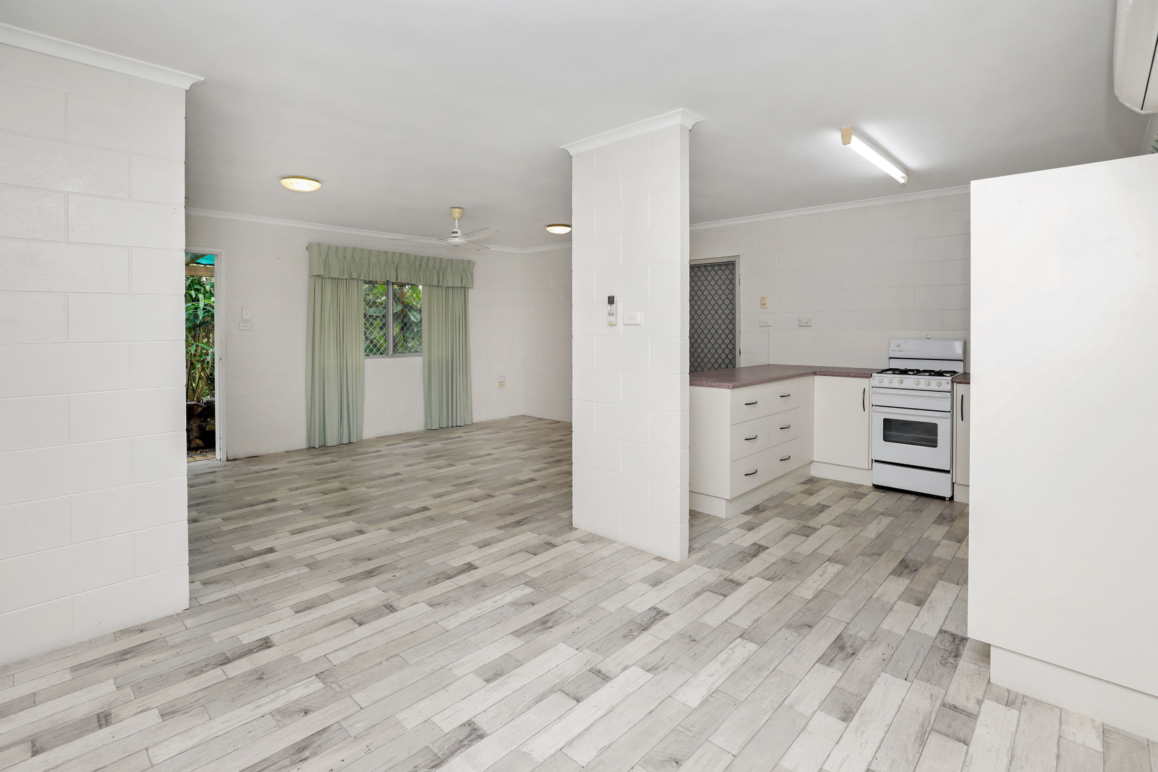 19 Smart Street, Mooroobool QLD 4870, Mooroobool - Thumbnail 5