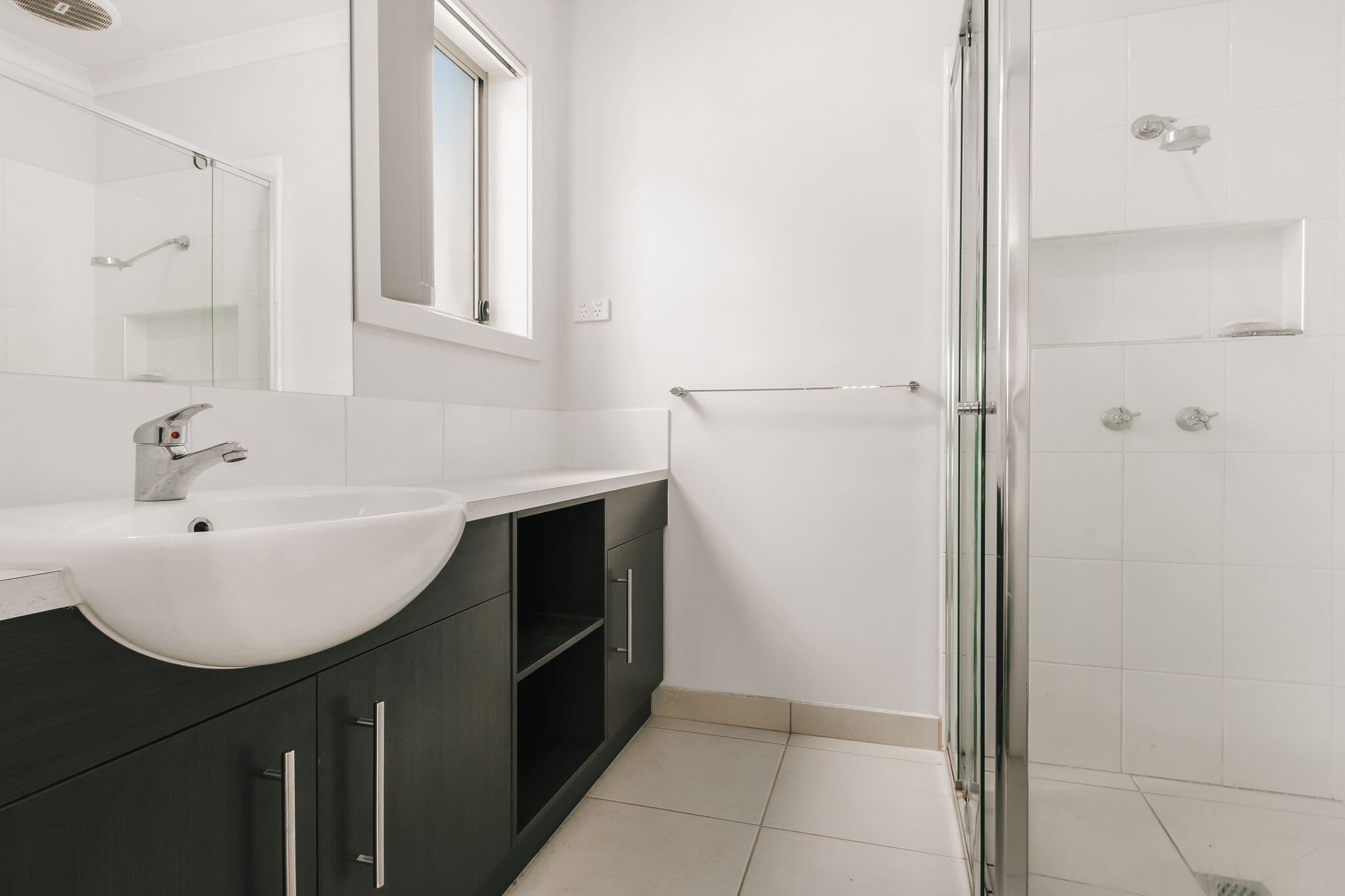 18 Edmund Street, Pakenham VIC 3810, Pakenham - Thumbnail 6
